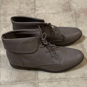 Women's Stylish Gray Ankle Booties